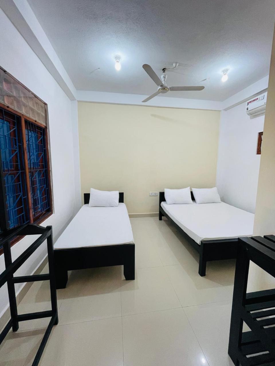 Natraj Guest House Trincomalee Kültér fotó