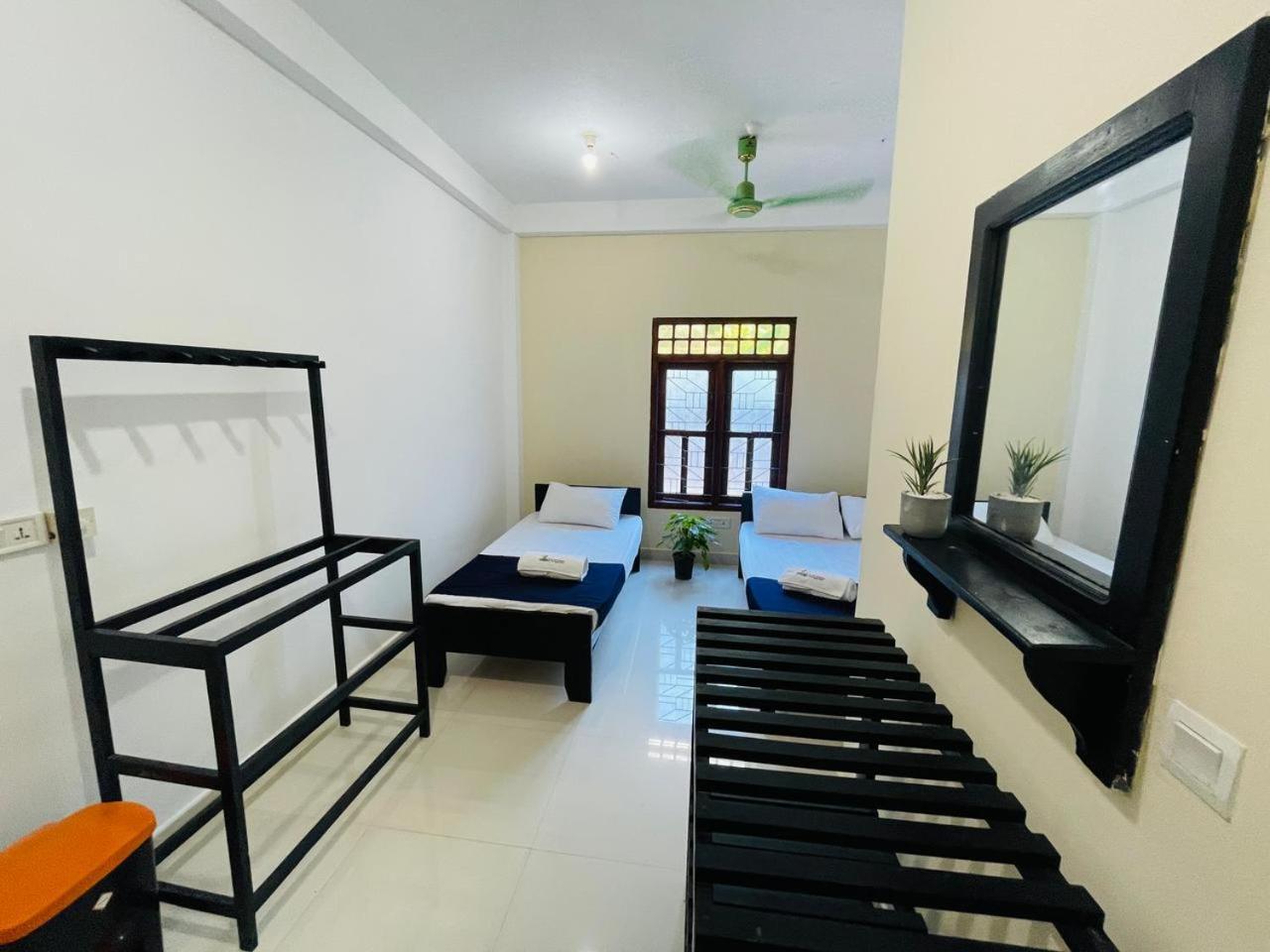 Natraj Guest House Trincomalee Kültér fotó
